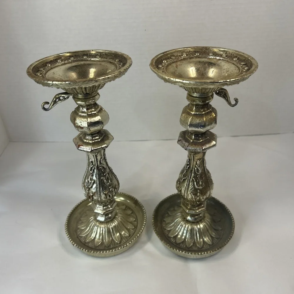 Vintage Gold Tone Candle Holder Set Of 2 Beautiful Ornate Hollywood Regency Read